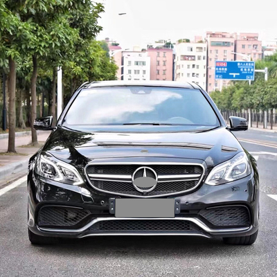 Transformez votre E-CLASS W212 14-15 avec le kit de carrosserie AMG Benz avant et arrière