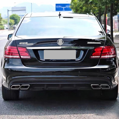 Kit de carrosserie pour le Benz W212 E63 BodyKit Mise à niveau 2014-2015 Classe E Body de pare-chocs avant arrière