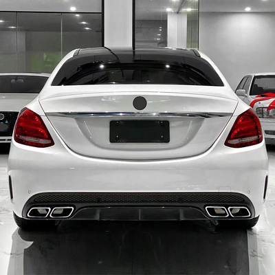 Mercedes-Benz Classe C W205 Renouvellement du pare-chocs arrière Diffuseur arrière