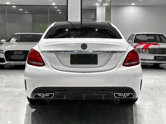 Mercedes-Benz Classe C W205 Renouvellement du pare-chocs arrière Diffuseur arrière