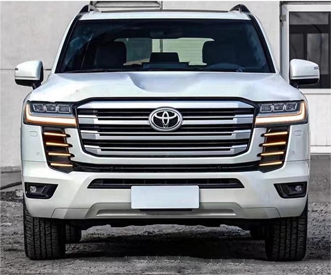 Couverture de la lampe à brouillard à LED ABS avancée pour Toyota Land Cruiser LC300 2022 2023