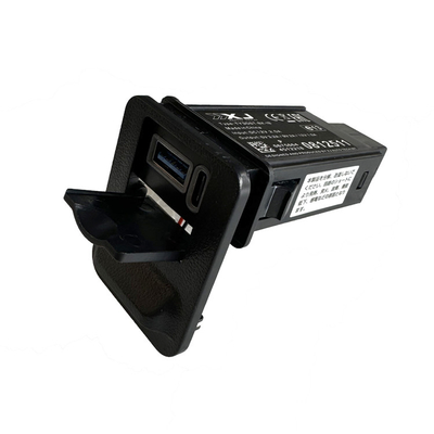 Auto à l'intérieur OEM Elfa Wilfa PD/USB Chargement à la rangée centrale Modification 35 Série Accessoires décoratifs