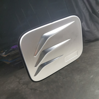 Autres accessoires automobiles Couverture de réservoir de carburant en fibre de carbone chrome pour Toyota Alphard 2024